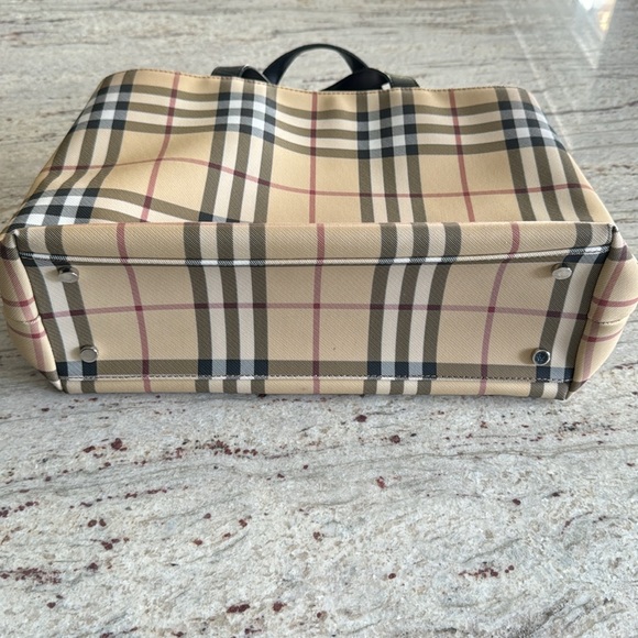 EUC AUTHENTIC Burberry nova check coated canvas handbag - Picture 9 of 16